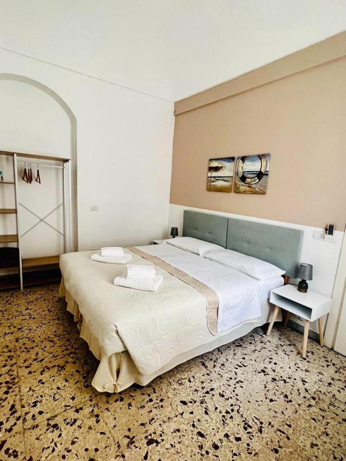 Hotiday Room Collection - Ortigia Opera Syrakus Exterior foto