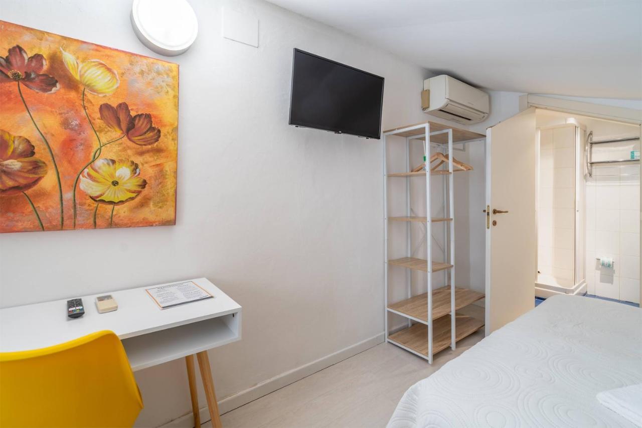 Hotiday Room Collection - Ortigia Opera Syrakus Exterior foto