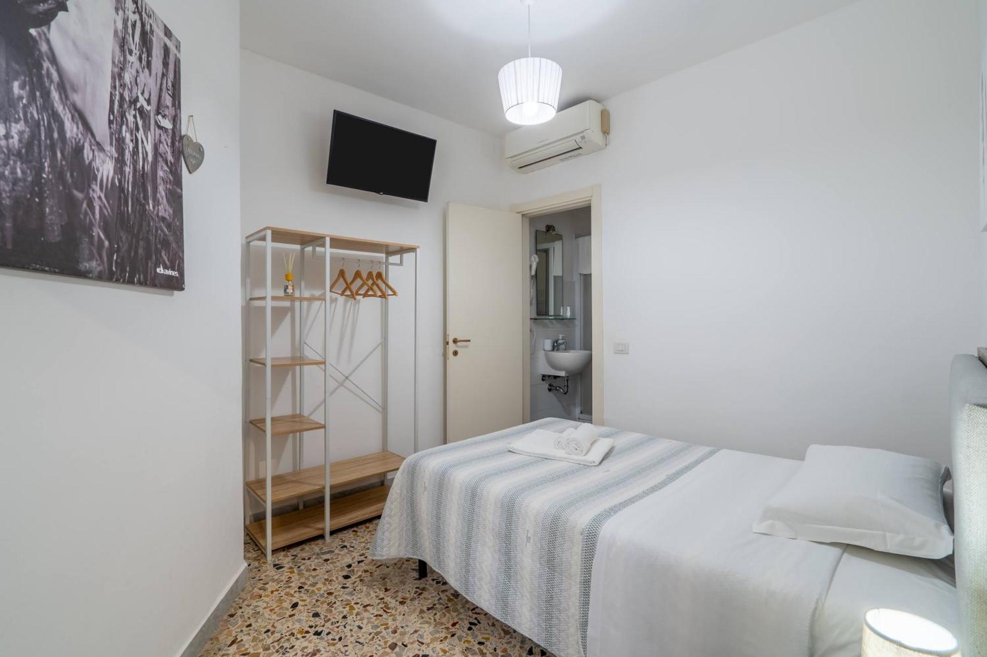 Hotiday Room Collection - Ortigia Opera Syrakus Exterior foto